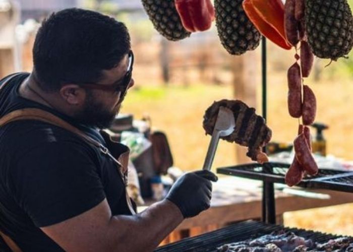 Costela assada na churrasqueira